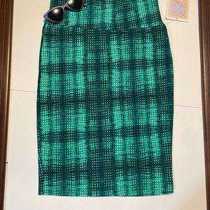 LuLaRoe Womens Green Cassie Knee Length Stretch Plaid Straight Pencil Skirt Sz S